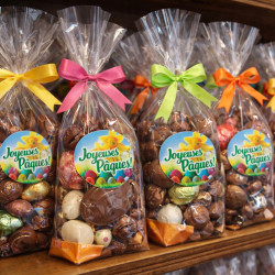 étiquettes autocollantes Pâques, stickers joyeuses Pâques pour emballage cadeau